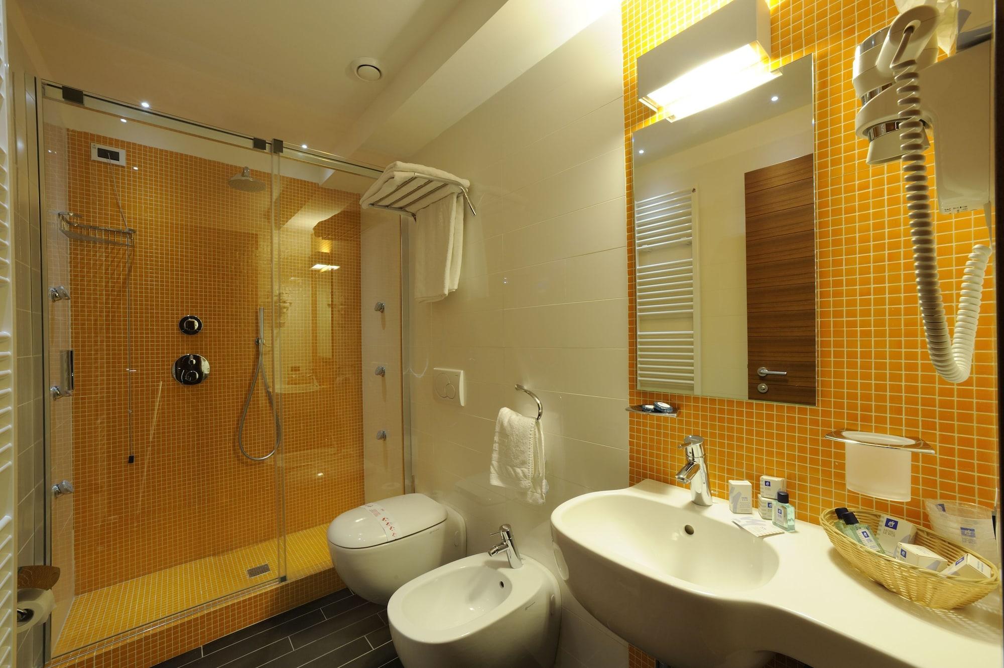 Hotel Le Roi Варацце Экстерьер фото