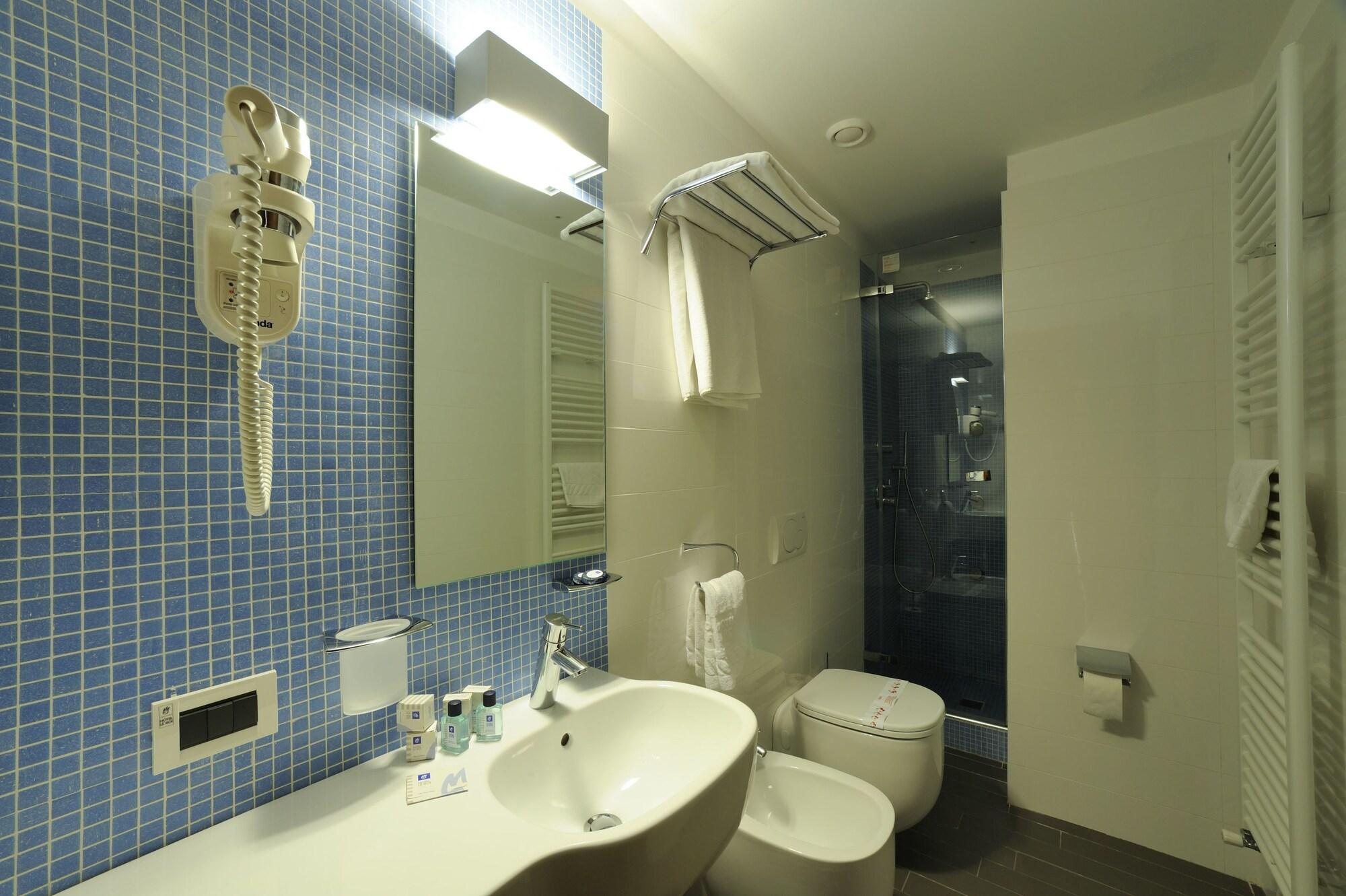 Hotel Le Roi Варацце Экстерьер фото